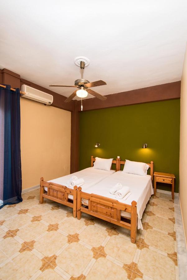 Southgate Apartments Agios Georgios  Esterno foto